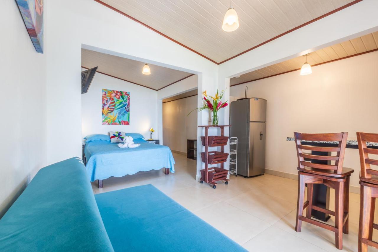 Villas De La Selva Manuel Antonio Exterior photo